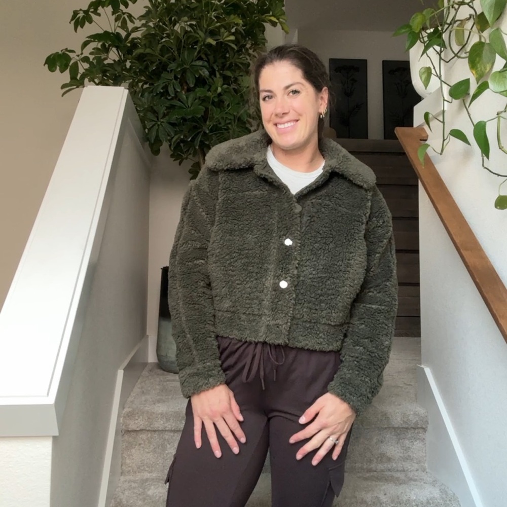 Lululemon dropped green teddy coat